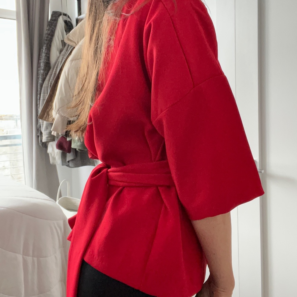 Pinkyotto red top with removable red belt - size small